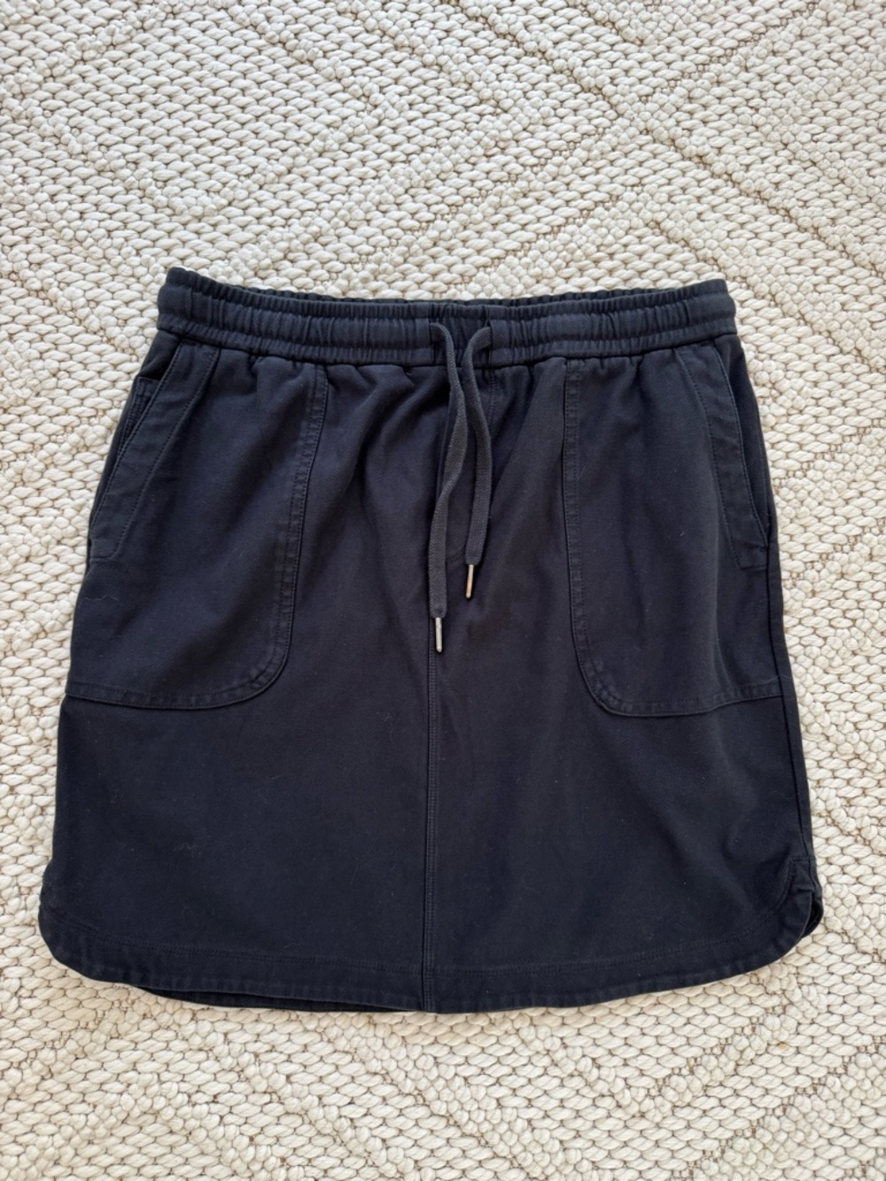 Athleta Drawstring Pocket Skirt